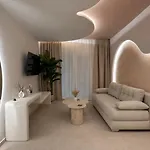 Noea Luxury Apartman Kavála